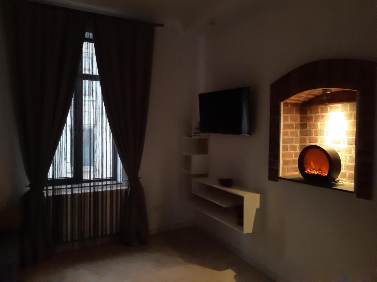 Casa J. Gusbeth Appartement Braşov Buitenkant foto