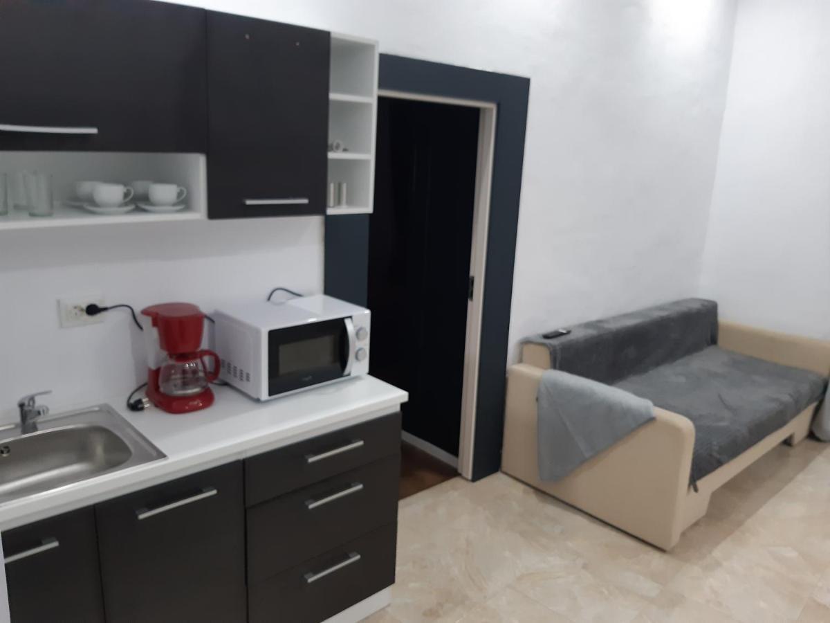 Casa J. Gusbeth Appartement Braşov Buitenkant foto