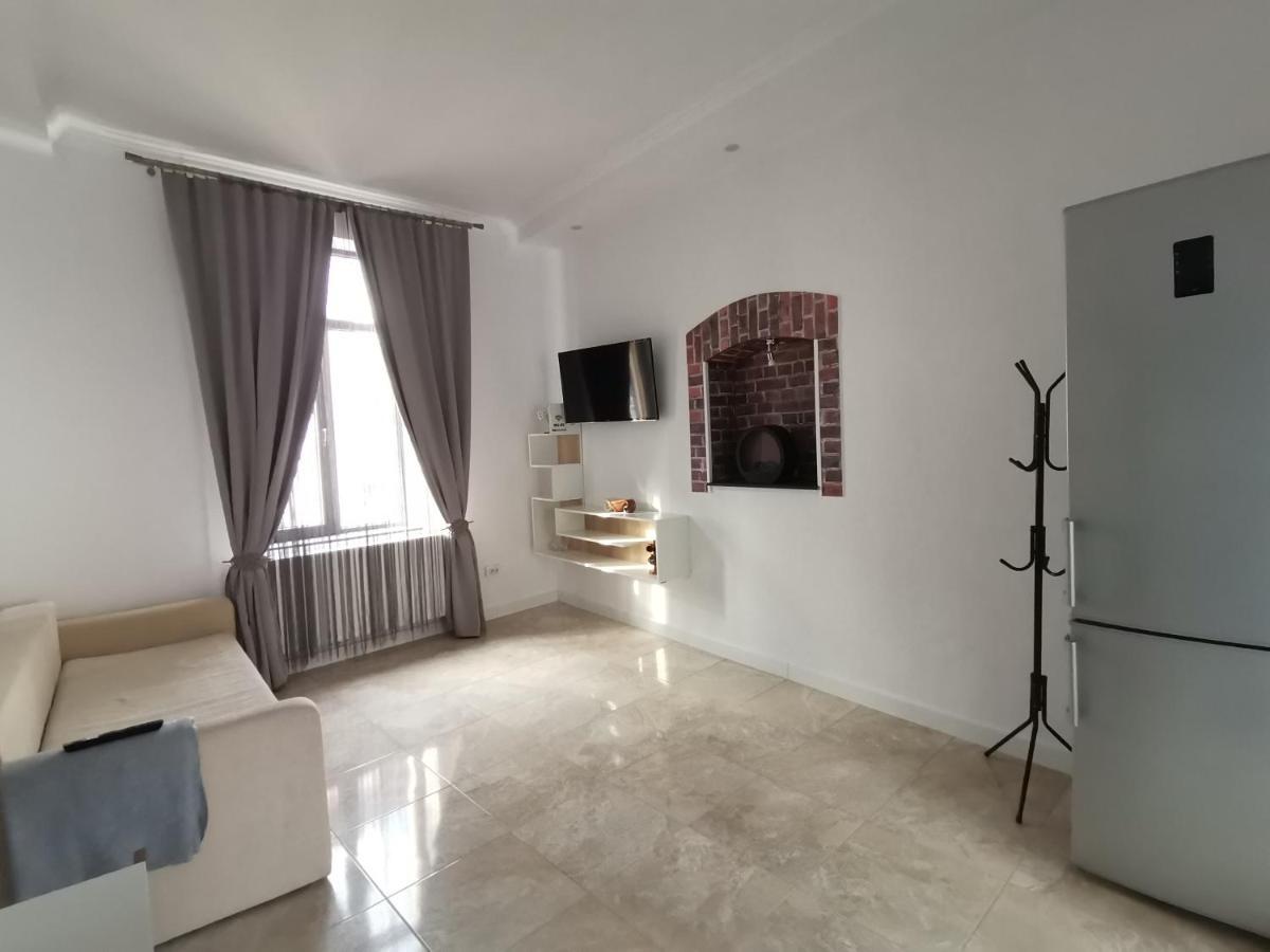 Casa J. Gusbeth Appartement Braşov Buitenkant foto