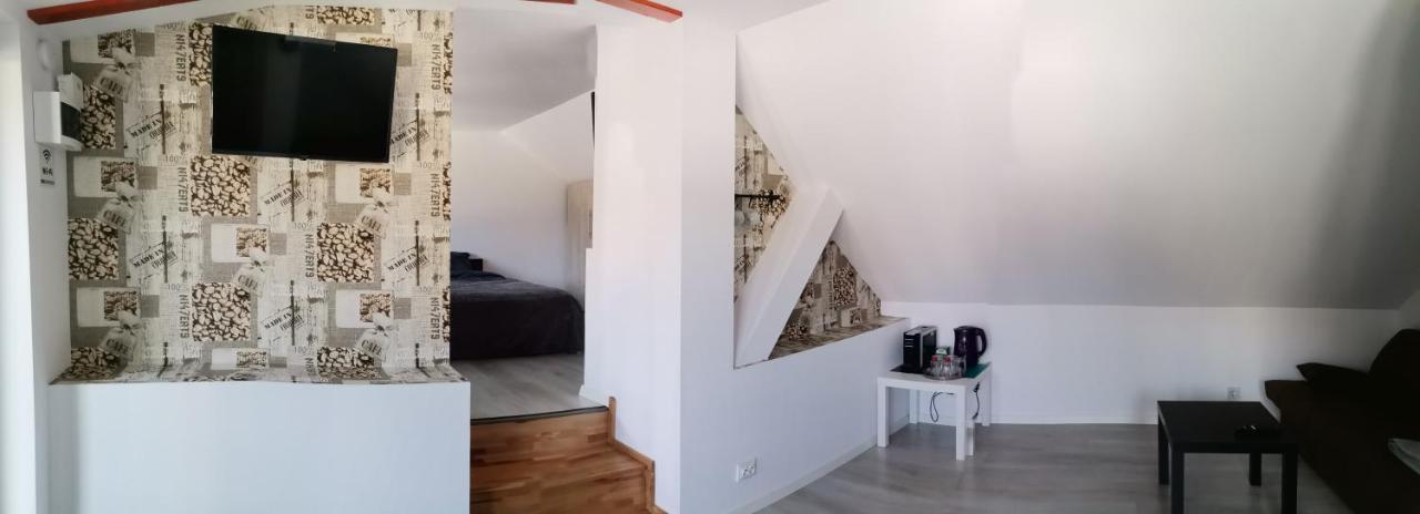 Casa J. Gusbeth Appartement Braşov Buitenkant foto
