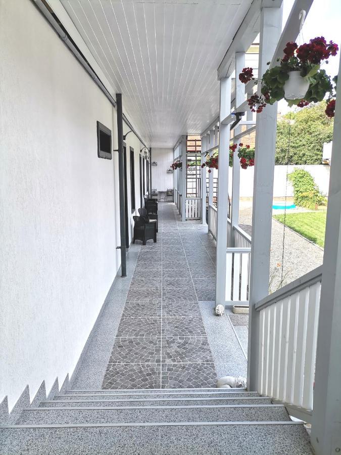 Casa J. Gusbeth Appartement Braşov Buitenkant foto