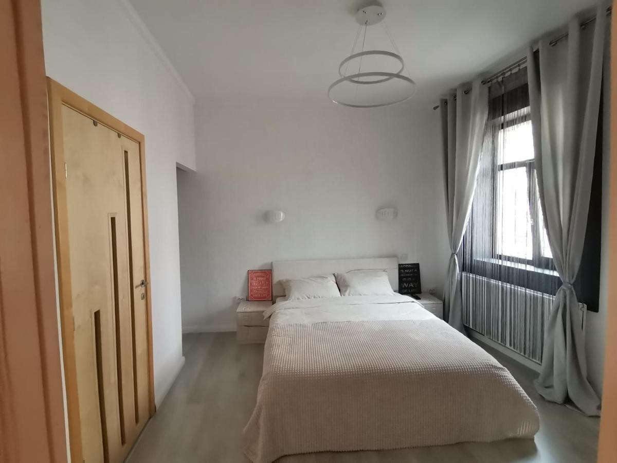 Casa J. Gusbeth Appartement Braşov Buitenkant foto